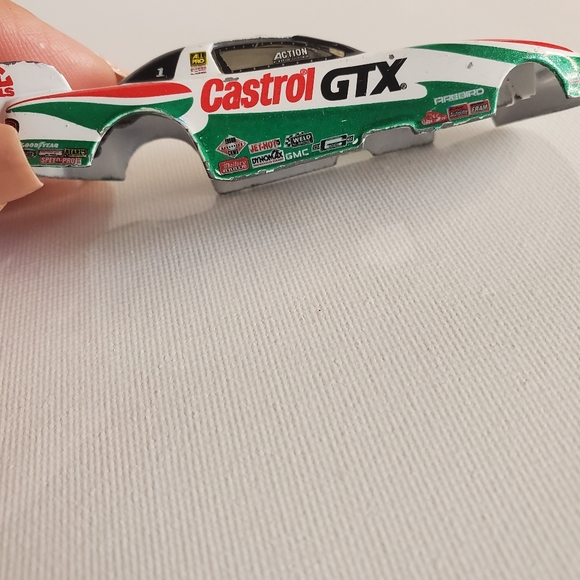 Vintage Original Action Classic John Force 1997 Ford Mustang Castrol GTX - Picture 6 of 7